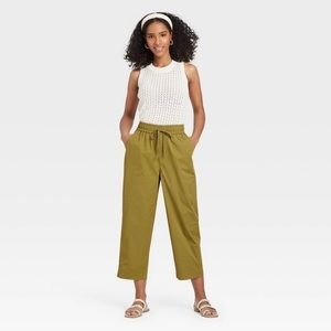 Women’s High-Rise Relaxed Fit Pull-On Ankle Pants